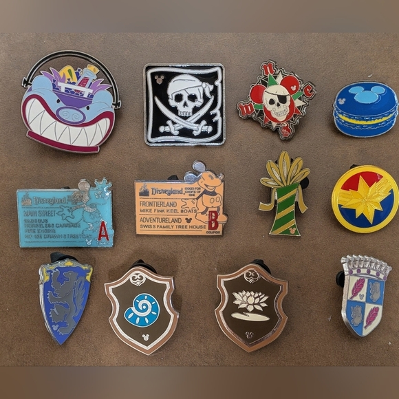 Disney & Fandom Pins - Picture 3 of 9